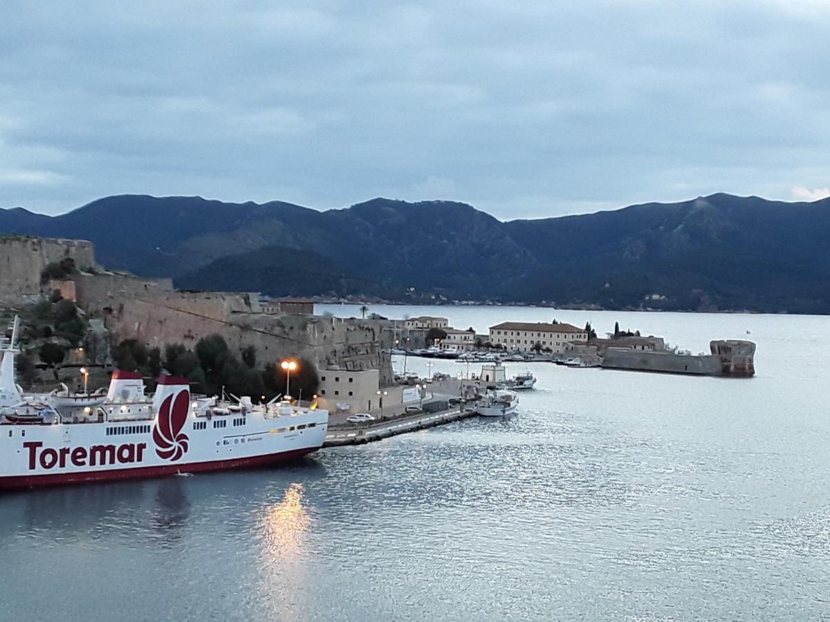 B & B La Terrazza Sul Mare Portoferraio Eksteriør bilde